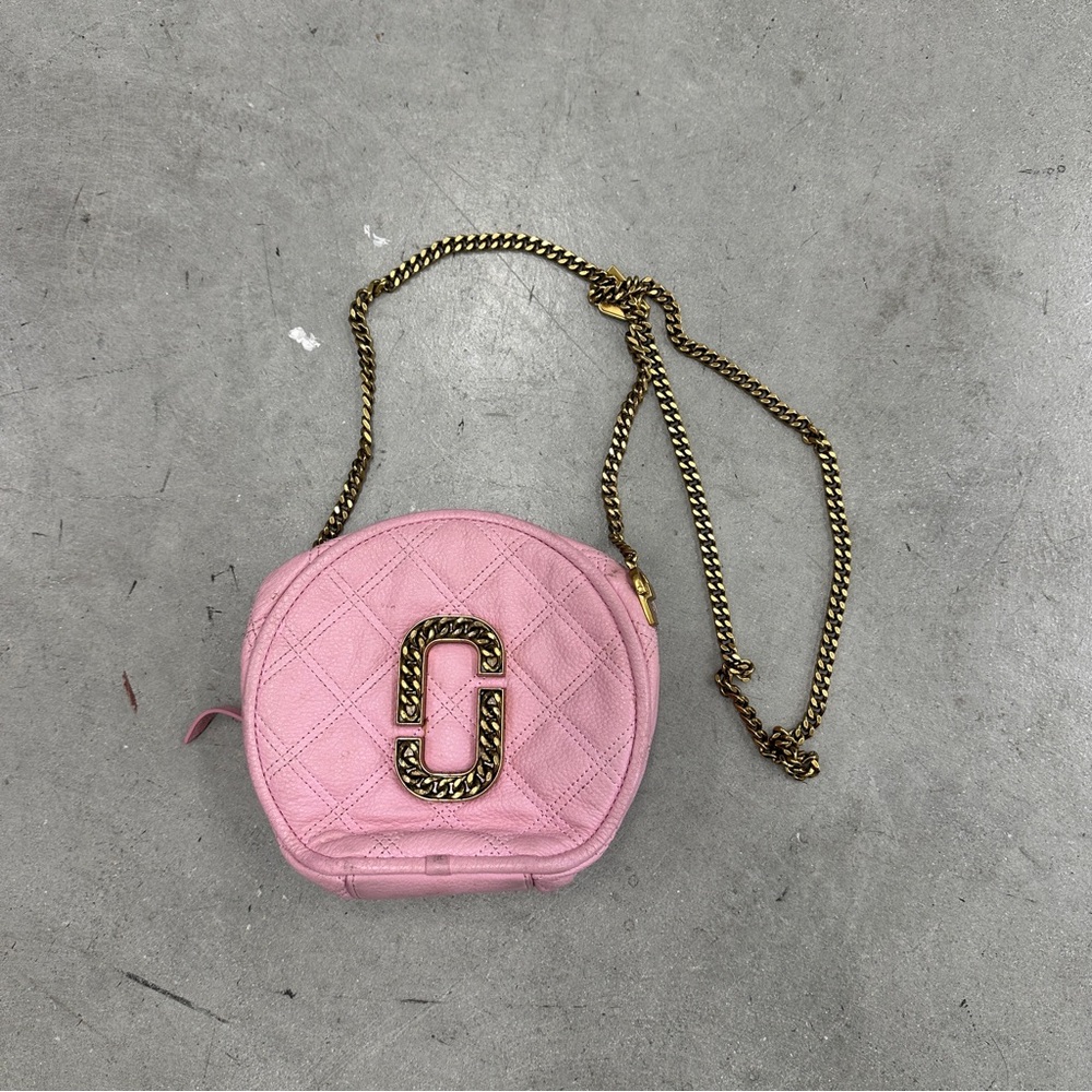 Marc Jacob’s Status Chain Crossbody Bag